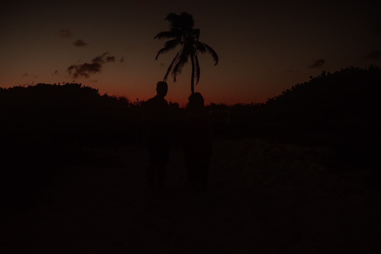 Fotografía de save the date en Cancun por Jesús Amaya fotógrafo de bodas destino en México